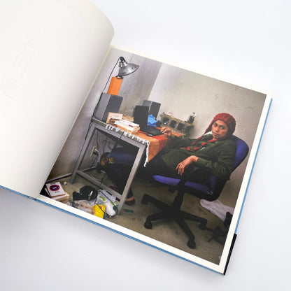 石川竜一　okinawan portraits 2010-2012 赤々舎