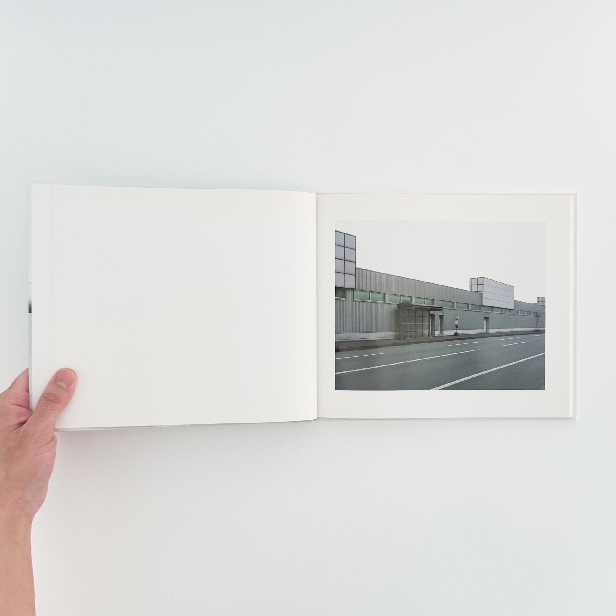 「ISOLATED PLACES」北島敬三 北島敬三 ISOLATED PLACES（サイン入り） / RAT HOLE GALLERY – 文福