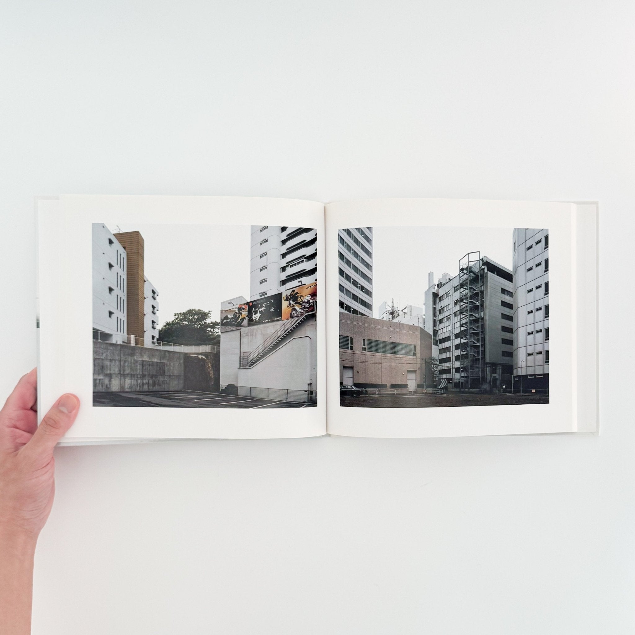 【サイン本】ISOLATED PLACES Keizo Kitajima: Isolated Places (Signed) | Bunbuku – 文福