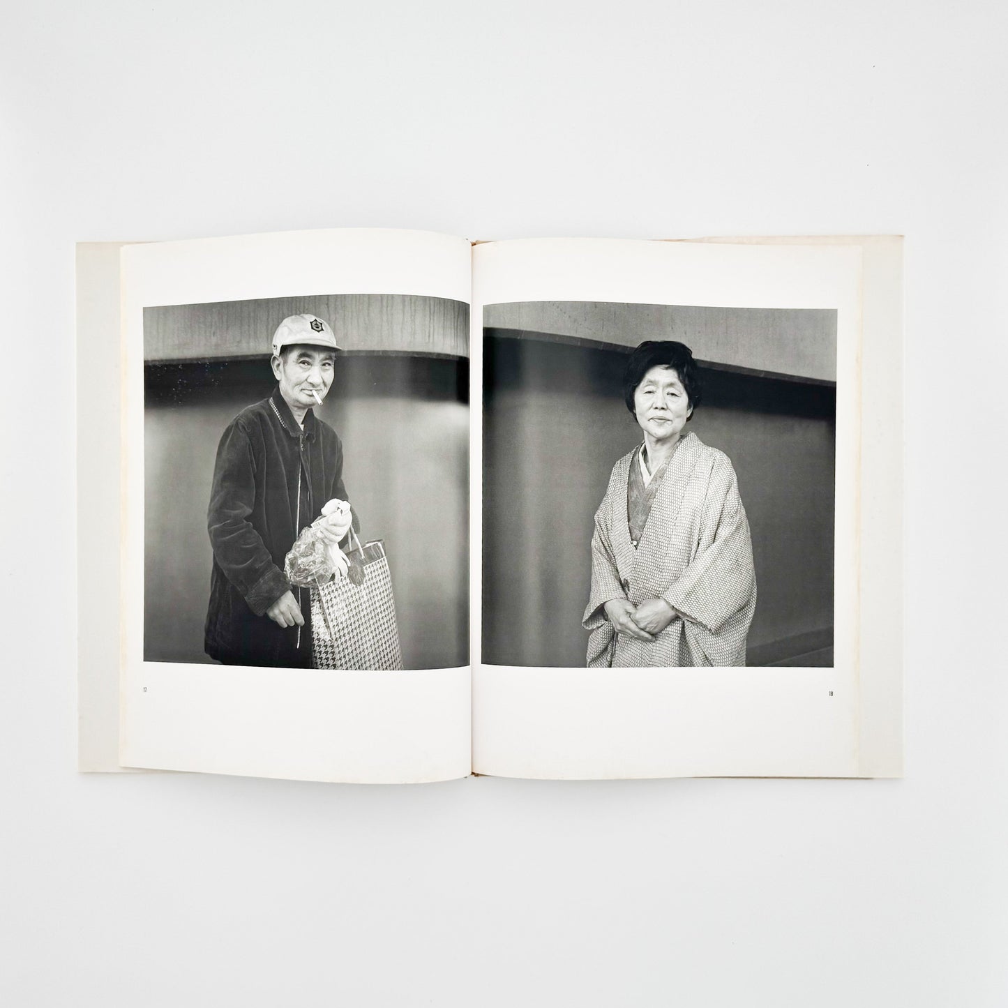 鬼海弘雄　王たちの肖像　浅草寺境内　Ecce Homo, Tokyo Asakusa 矢立出版