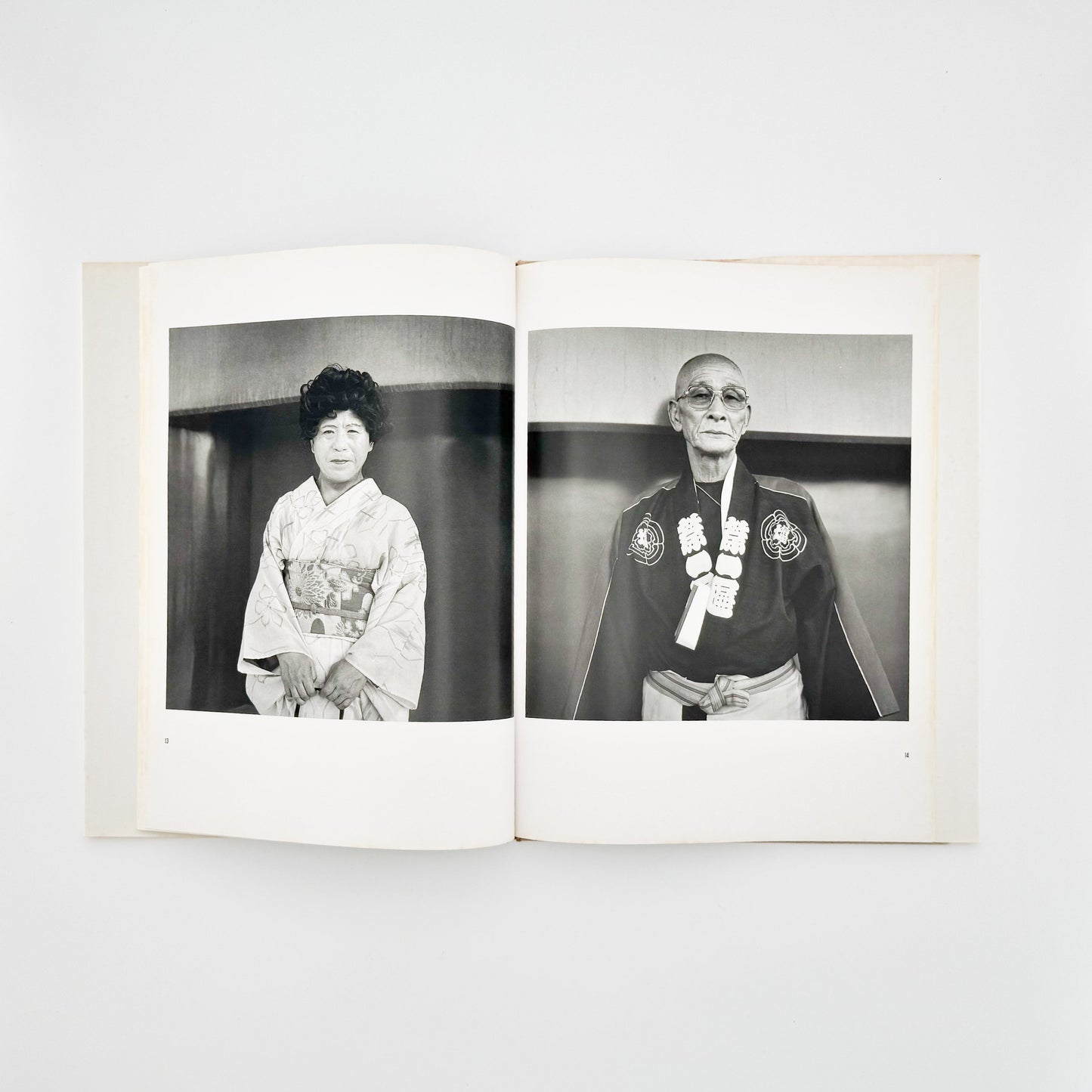 鬼海弘雄　王たちの肖像　浅草寺境内　Ecce Homo, Tokyo Asakusa 矢立出版