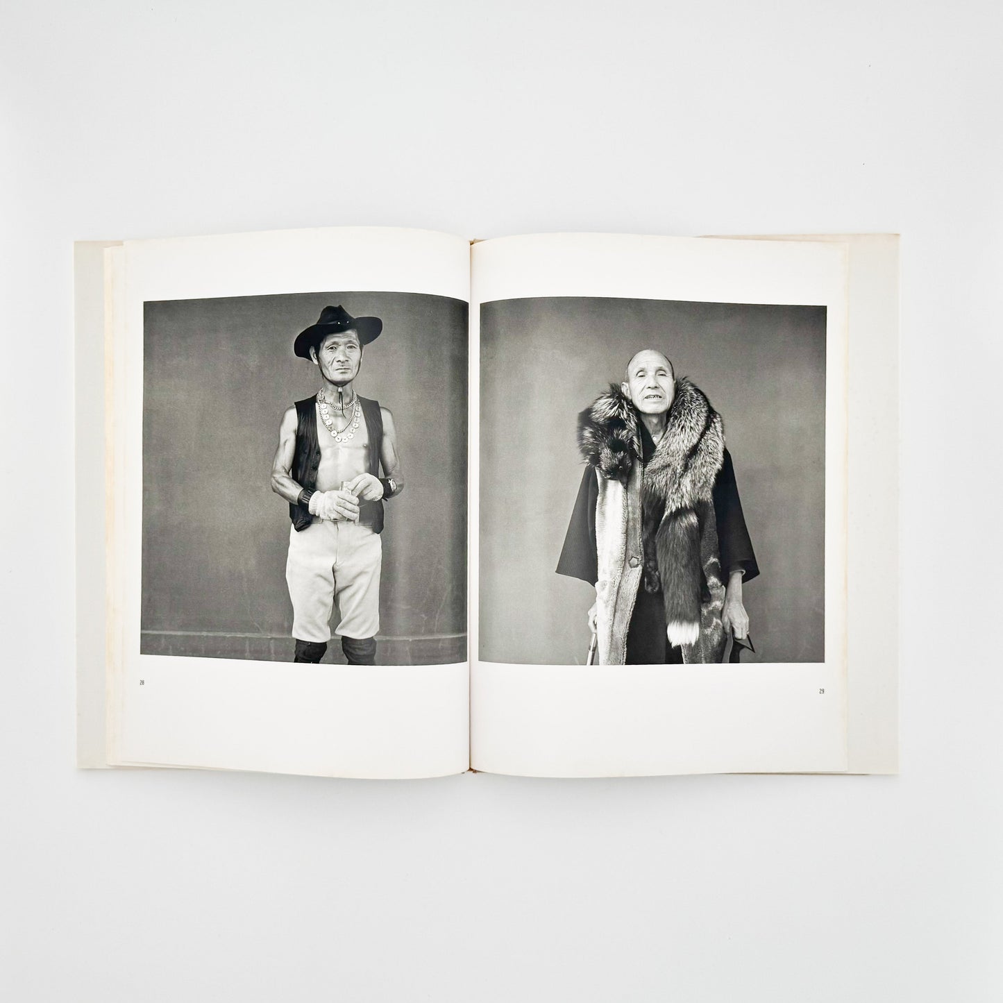 鬼海弘雄　王たちの肖像　浅草寺境内　Ecce Homo, Tokyo Asakusa 矢立出版