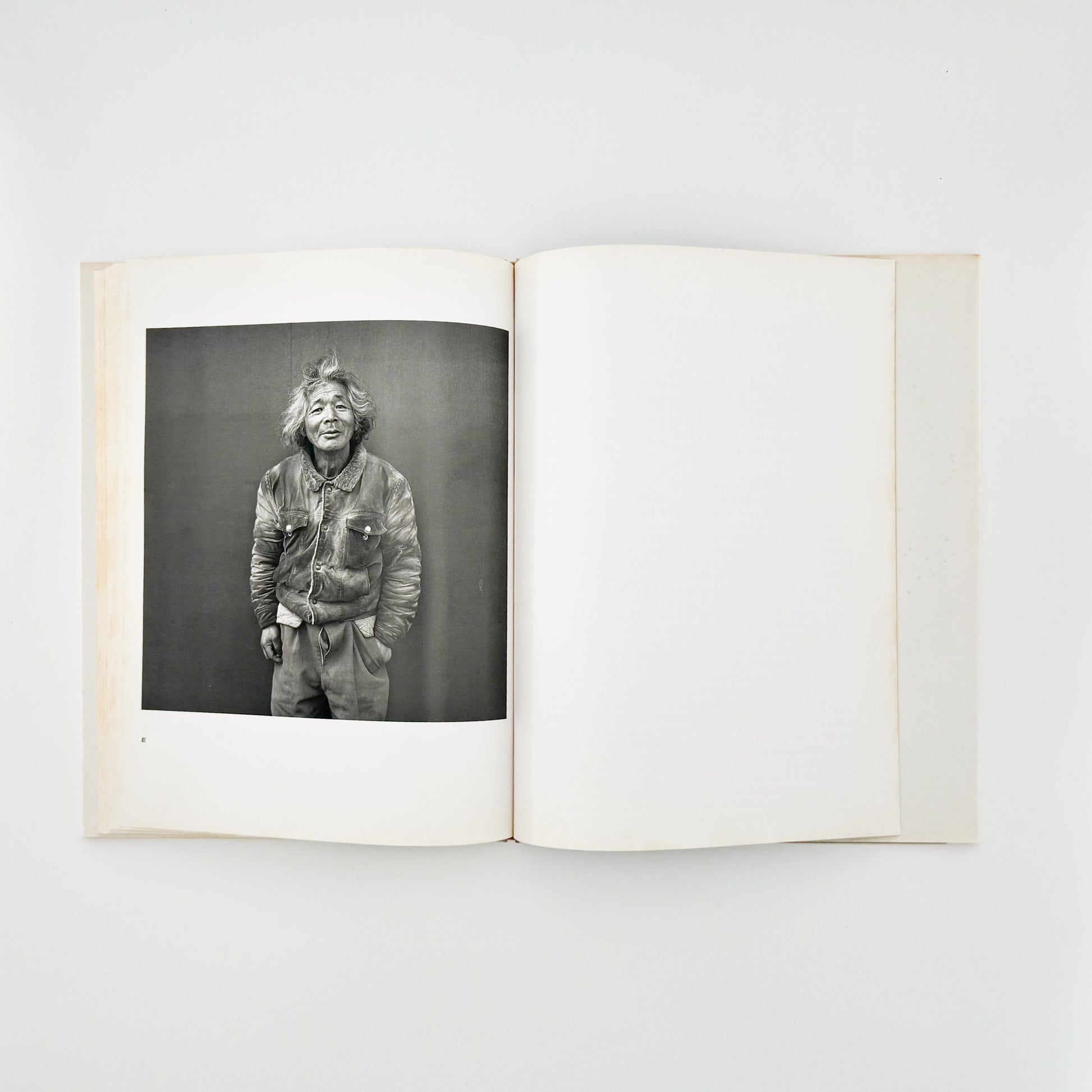 鬼海弘雄　王たちの肖像　浅草寺境内　Ecce Homo, Tokyo Asakusa 矢立出版