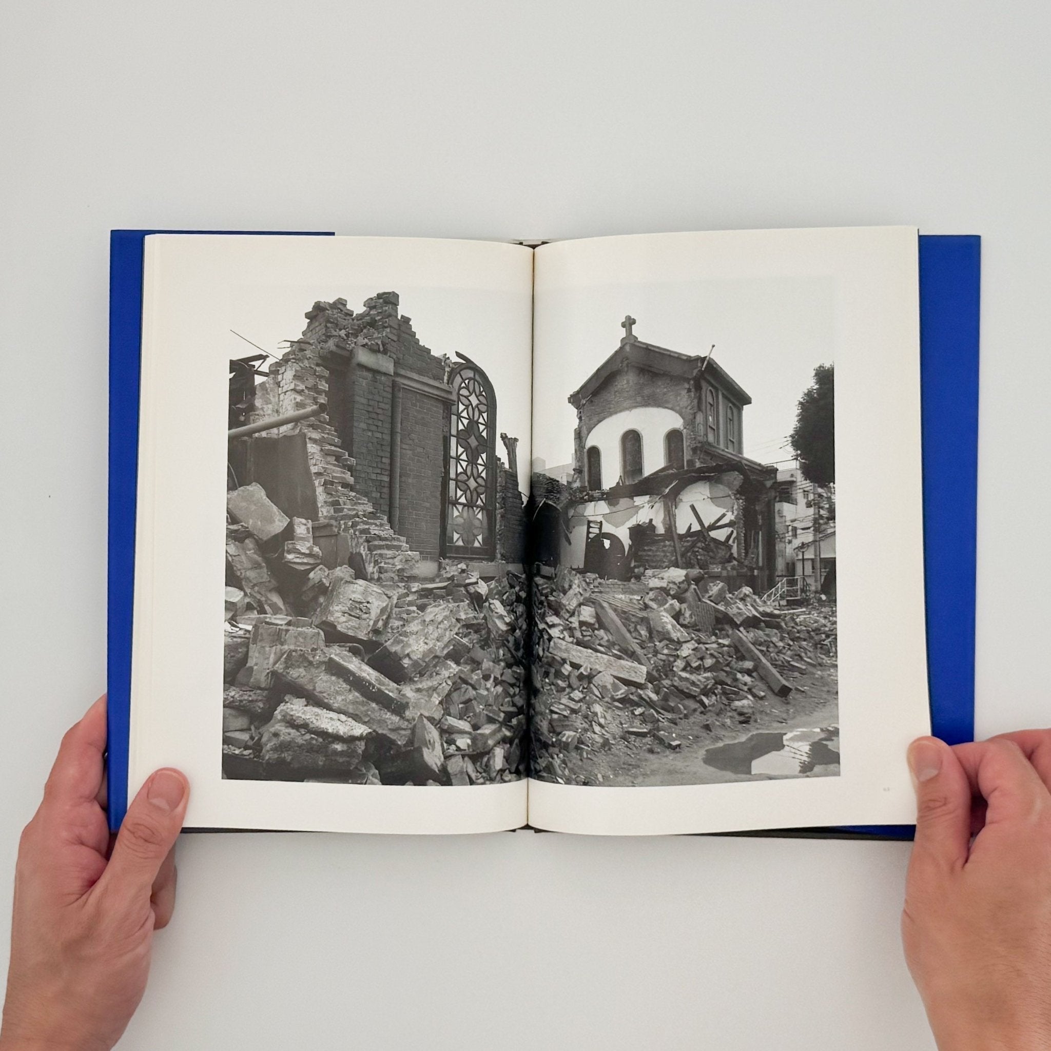 KOBE 1995 After the Earthquake 宮本隆司 宮本隆司写真集 KOBE 1995 After the Earthquake – 文福