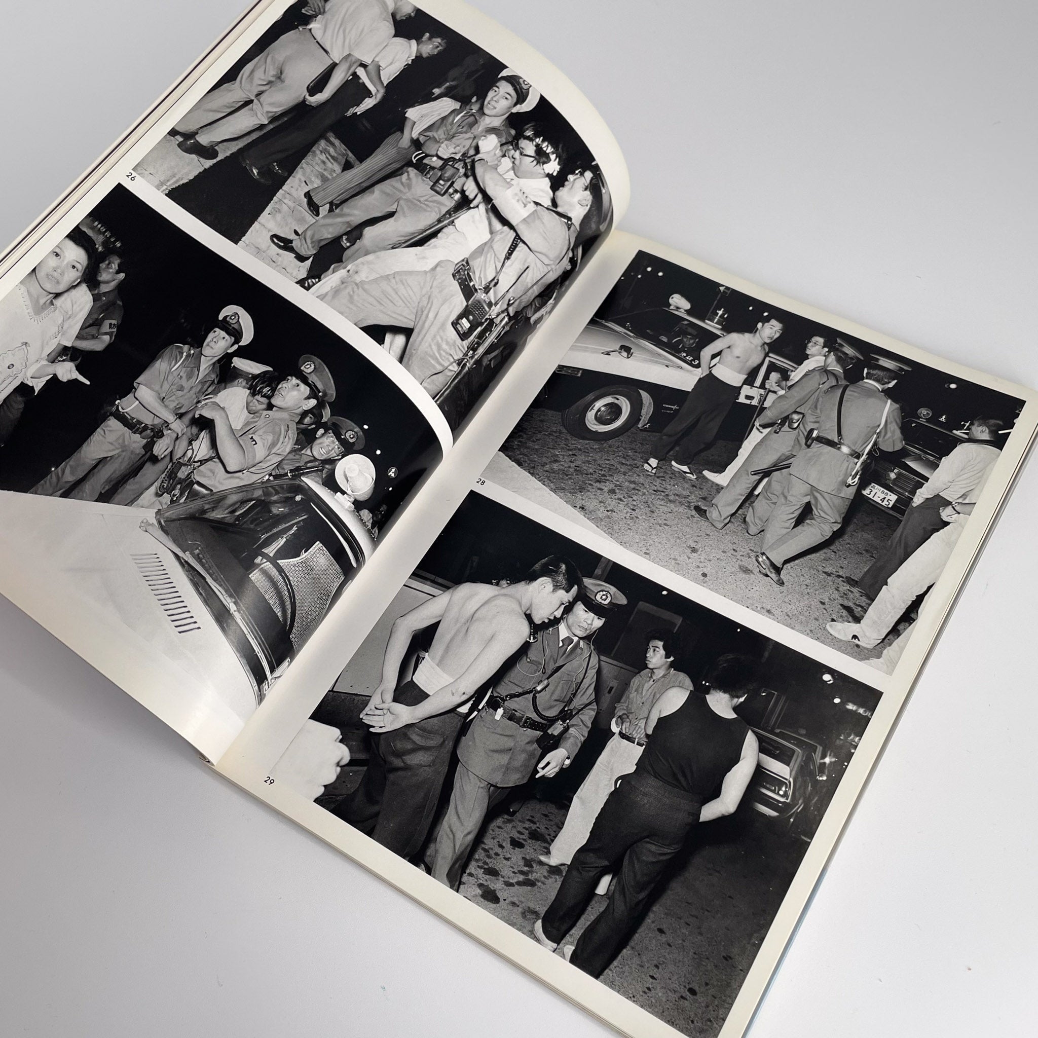 倉田精二写真集 FLSH UP / Street Photo Randam Tokyo 1975〜1979 – 文福