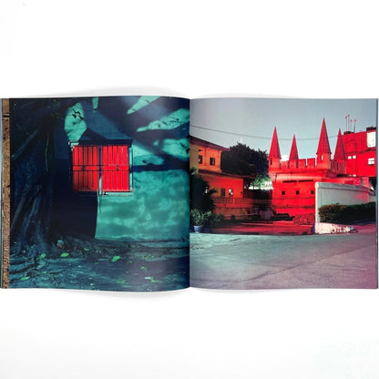 李政徳写真集　INVISIBLE WORLD - STAIRS PRESS - 文福