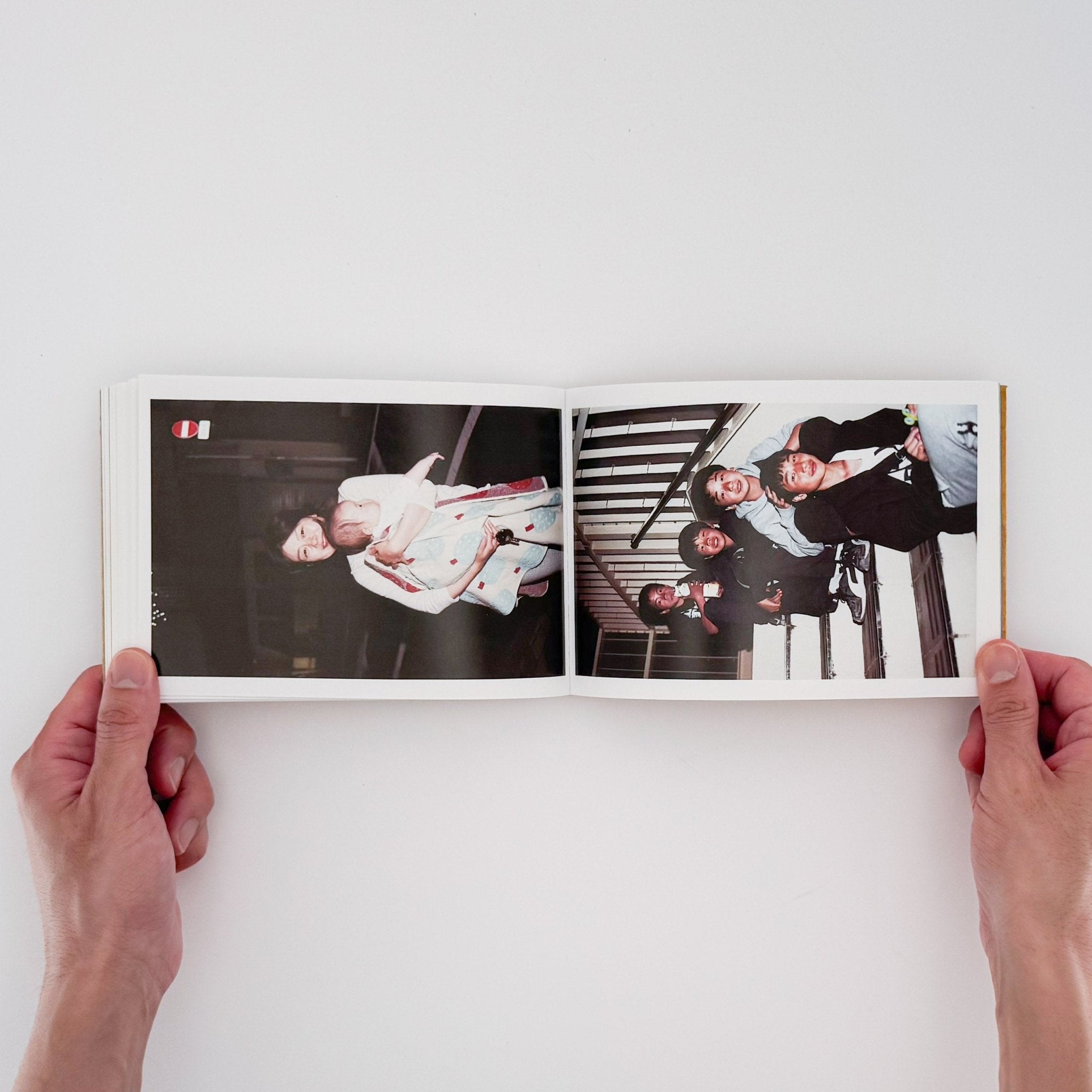 水島貴大写真集 Long Hug Town / STAIRS PRESS – 文福