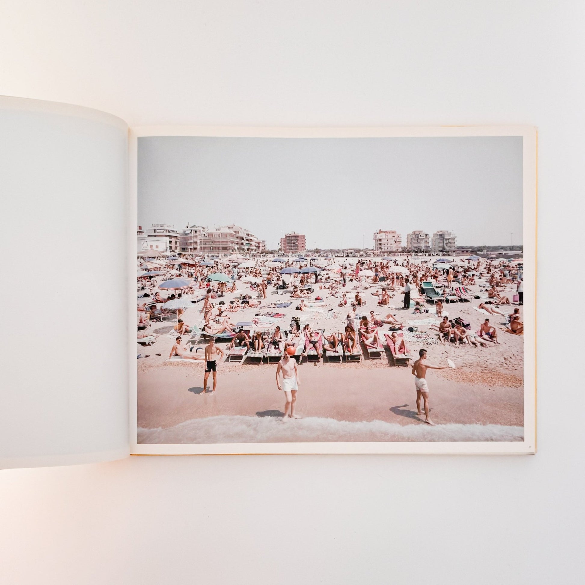Massimo Vitali（マッシモ・ヴィターリ）　Landscape with Figures - Steidl - 文福