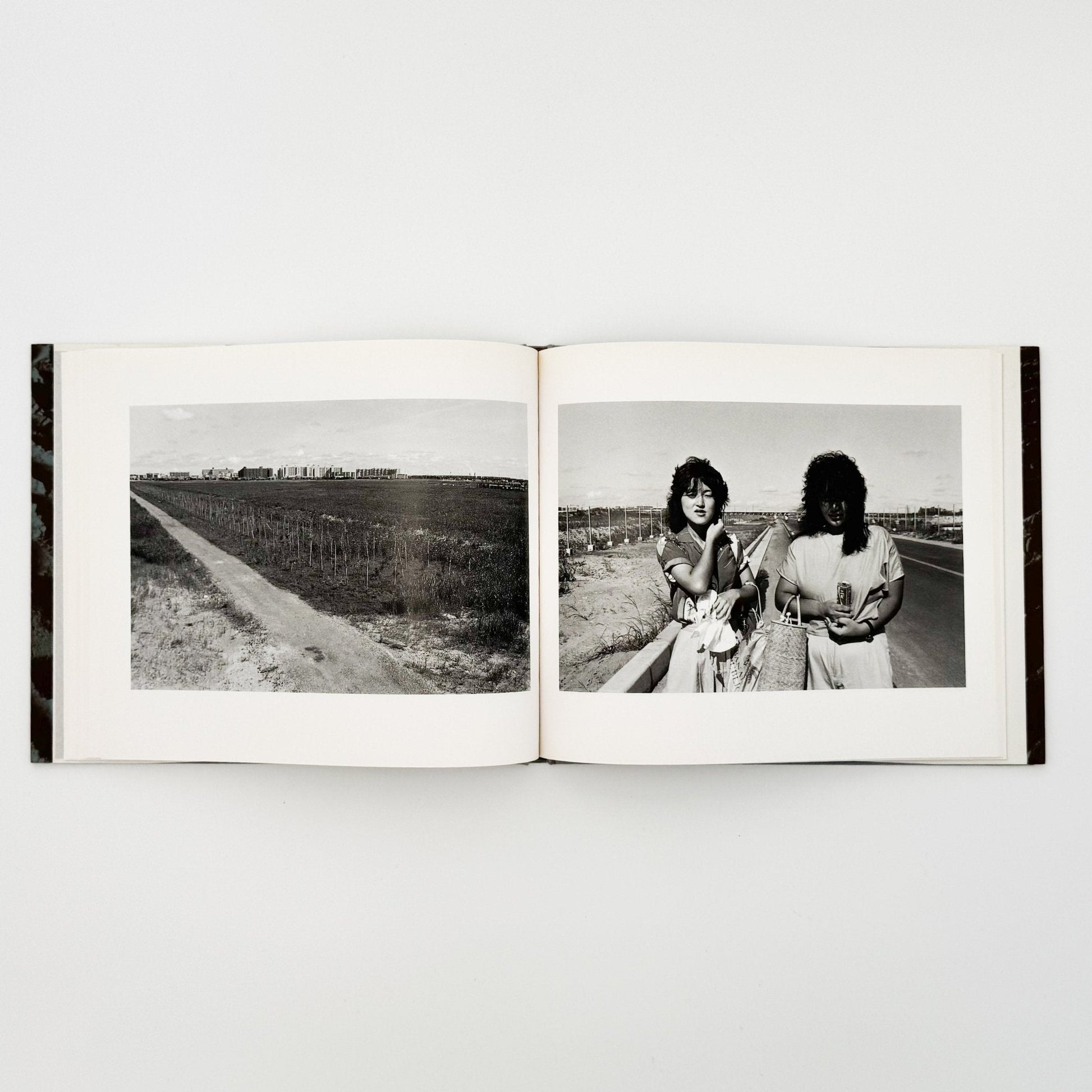 中里和人　湾岸原野 - 六興出版 - 文福