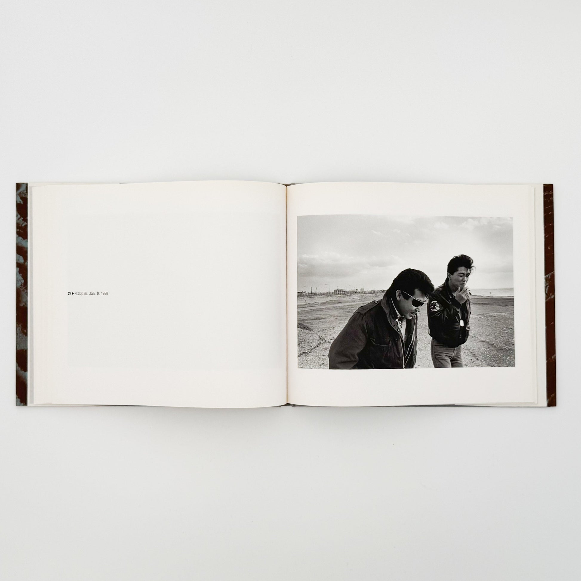 中里和人　湾岸原野 - 写真集