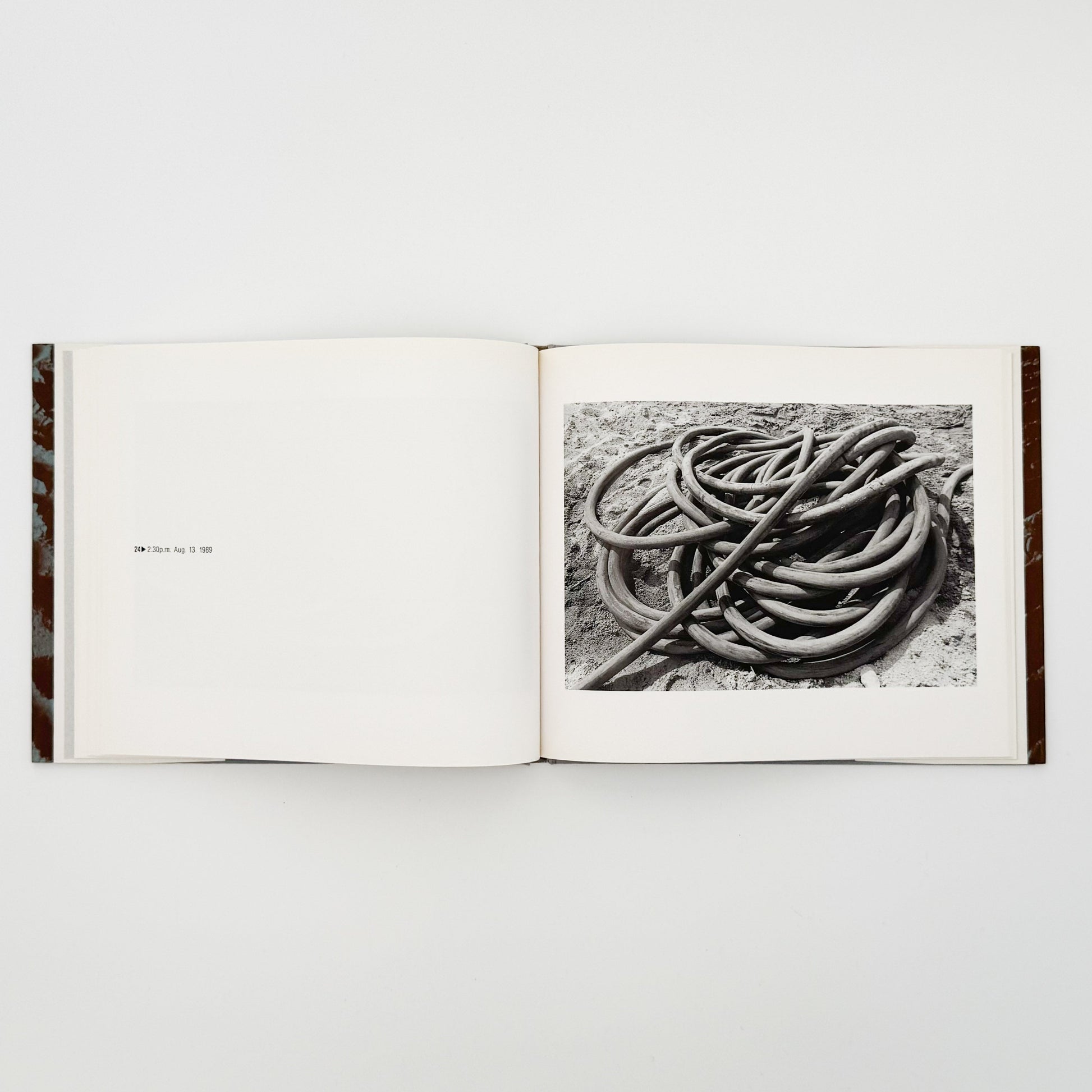 中里和人　湾岸原野 - 写真集