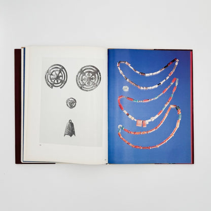 (英文) アムール地域の古代美術──岩絵・彫刻・土器 - Aurora Art Publishers - 文福