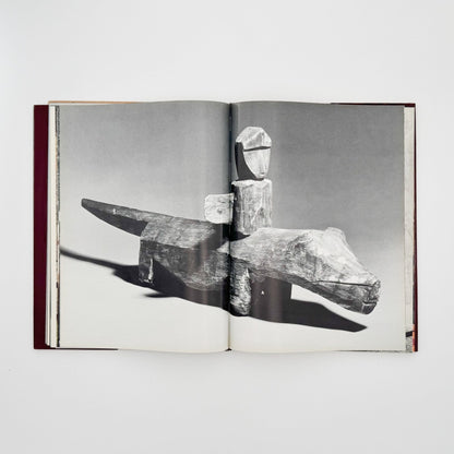 (英文) アムール地域の古代美術──岩絵・彫刻・土器 - Aurora Art Publishers - 文福