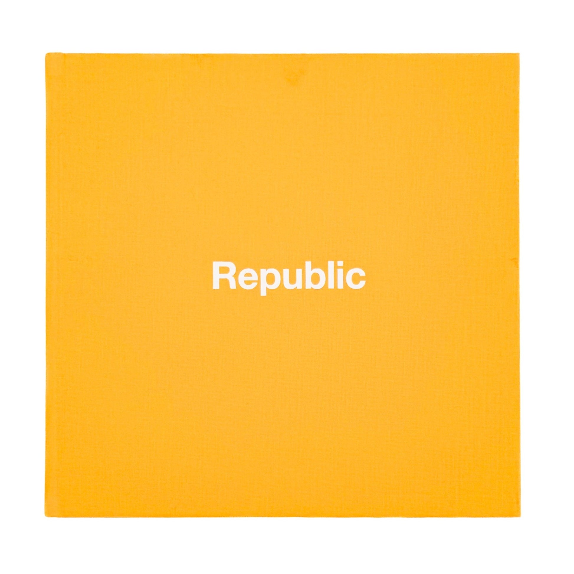 任航 : Ren Hang　Republic - Editions du LIC - 文福