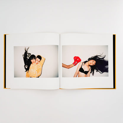任航 : Ren Hang　Republic - Editions du LIC - 文福