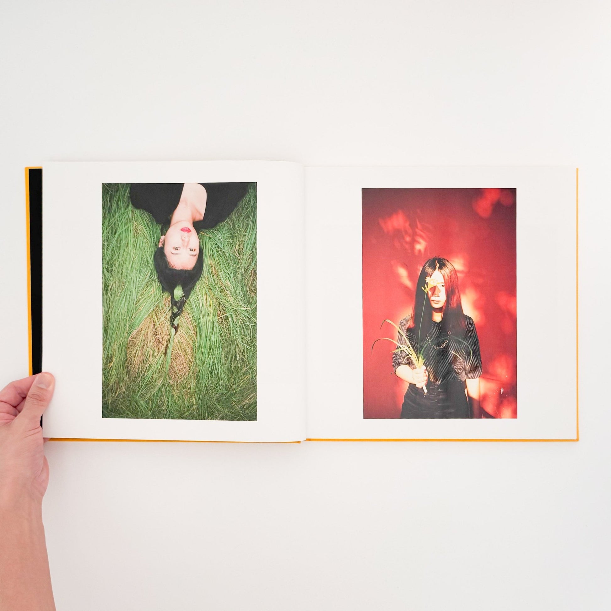任航 : Ren Hang　Republic - Editions du LIC - 文福