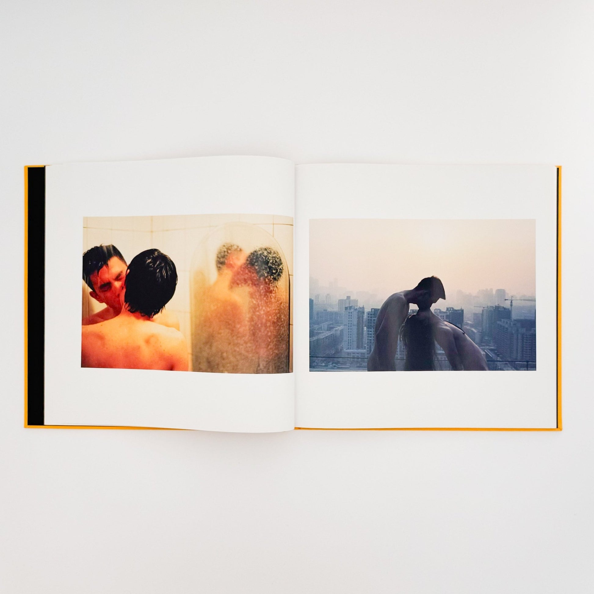 任航 : Ren Hang　Republic - Editions du LIC - 文福