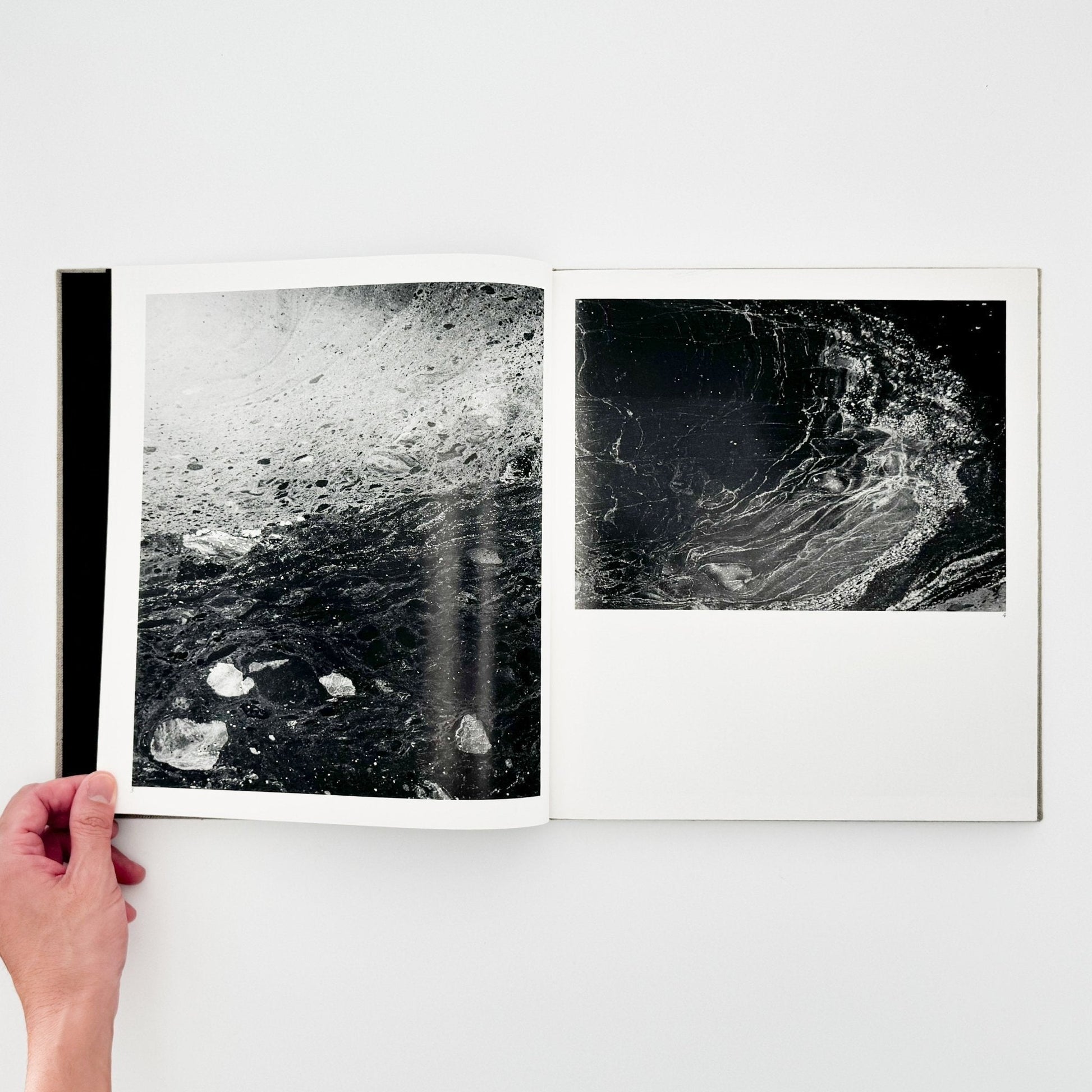 森永純　河　累影 / River, Its Shadow of Shadows - 邑元舎 - 文福