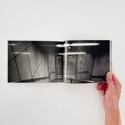 梁丞佑　君はあっちがわ　僕はこっちがわ（サイン入り） - 新風舎 - 文福