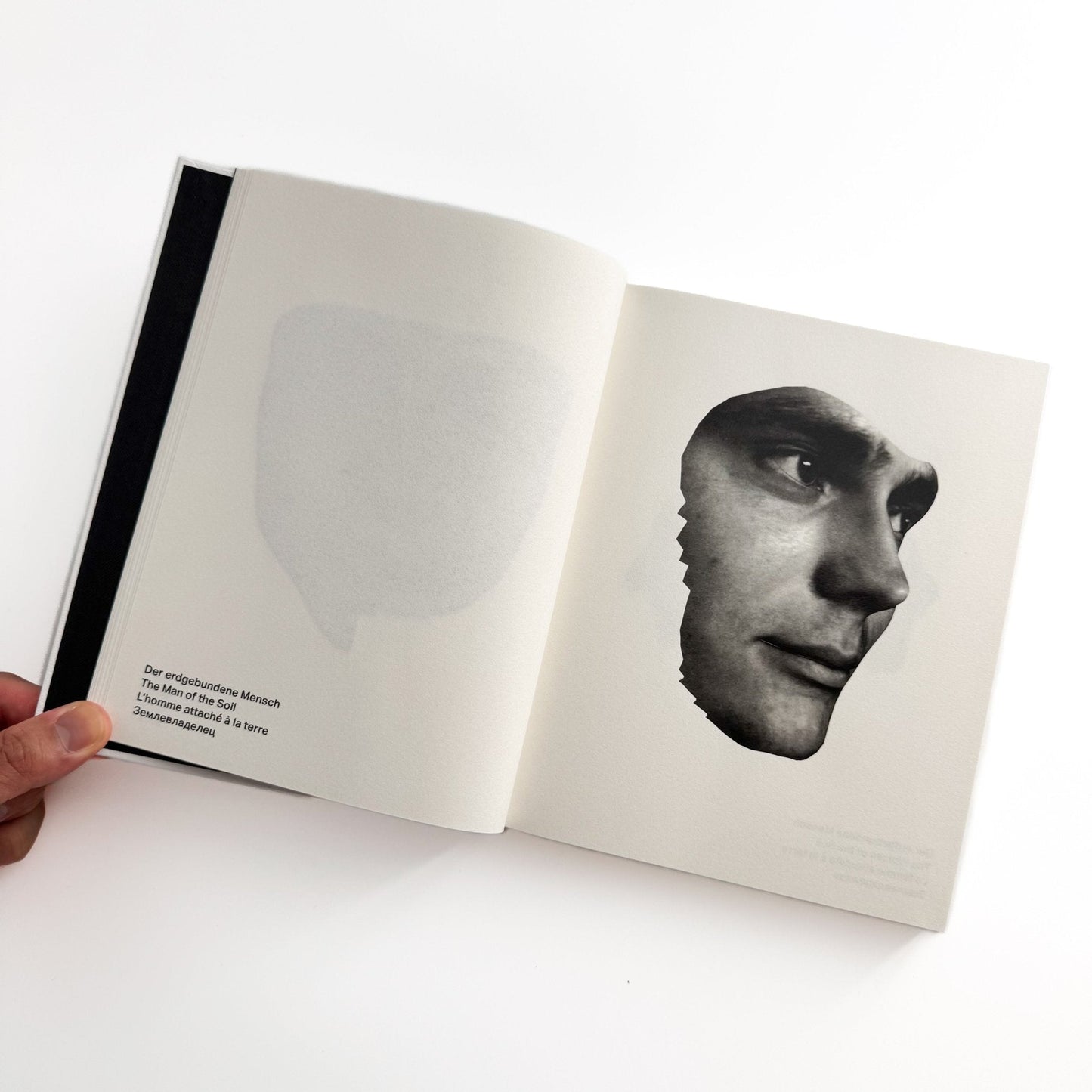 （英文）アダム・ブルームバーグ＆オリバー・チャナリン　Spirit is a Bone - MACK - 文福