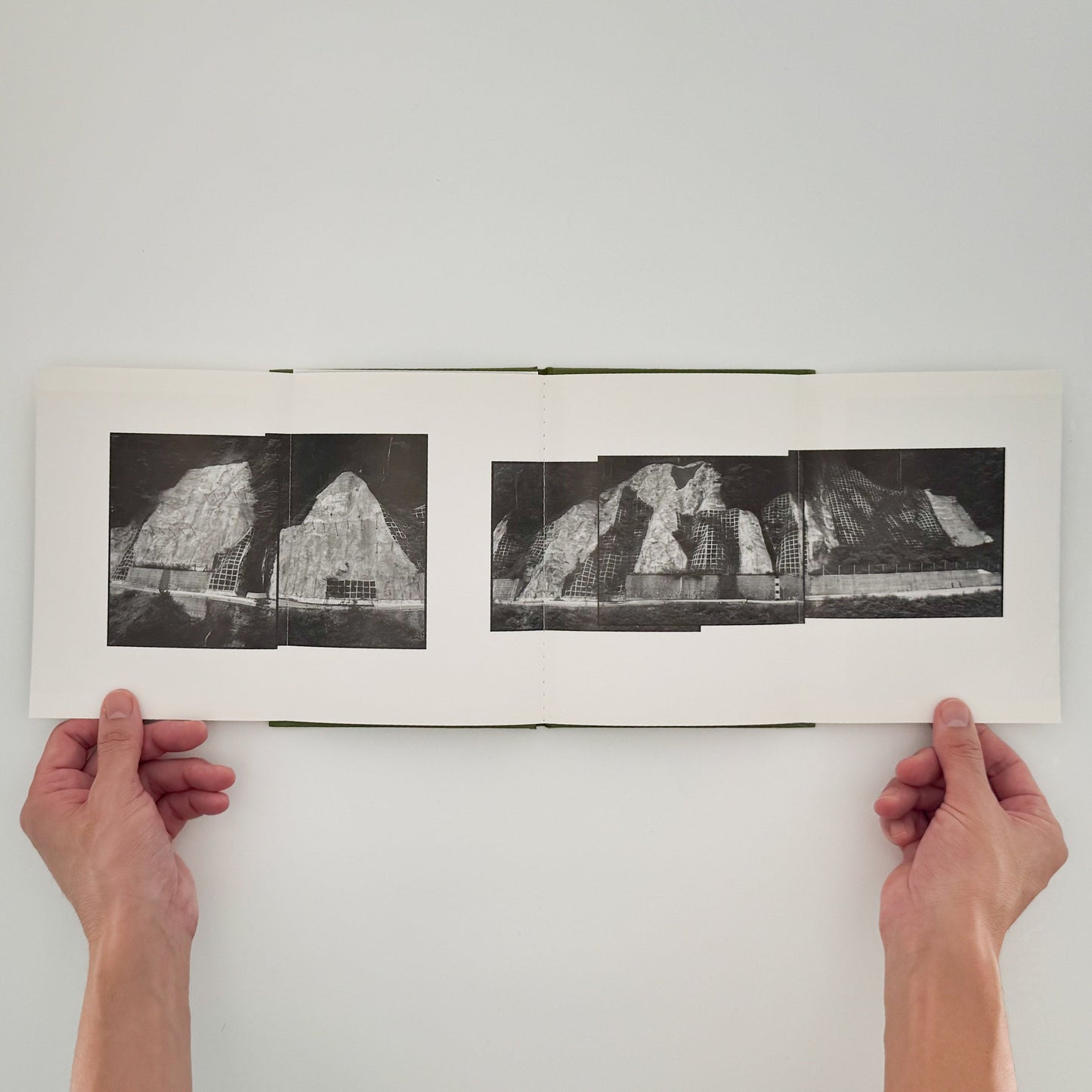 柴田敏雄　juxtapose　（オリジナルプリント付・サイン入り） Kamakura Gallery