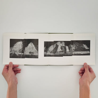 柴田敏雄　juxtapose　（オリジナルプリント付・サイン入り） Kamakura Gallery