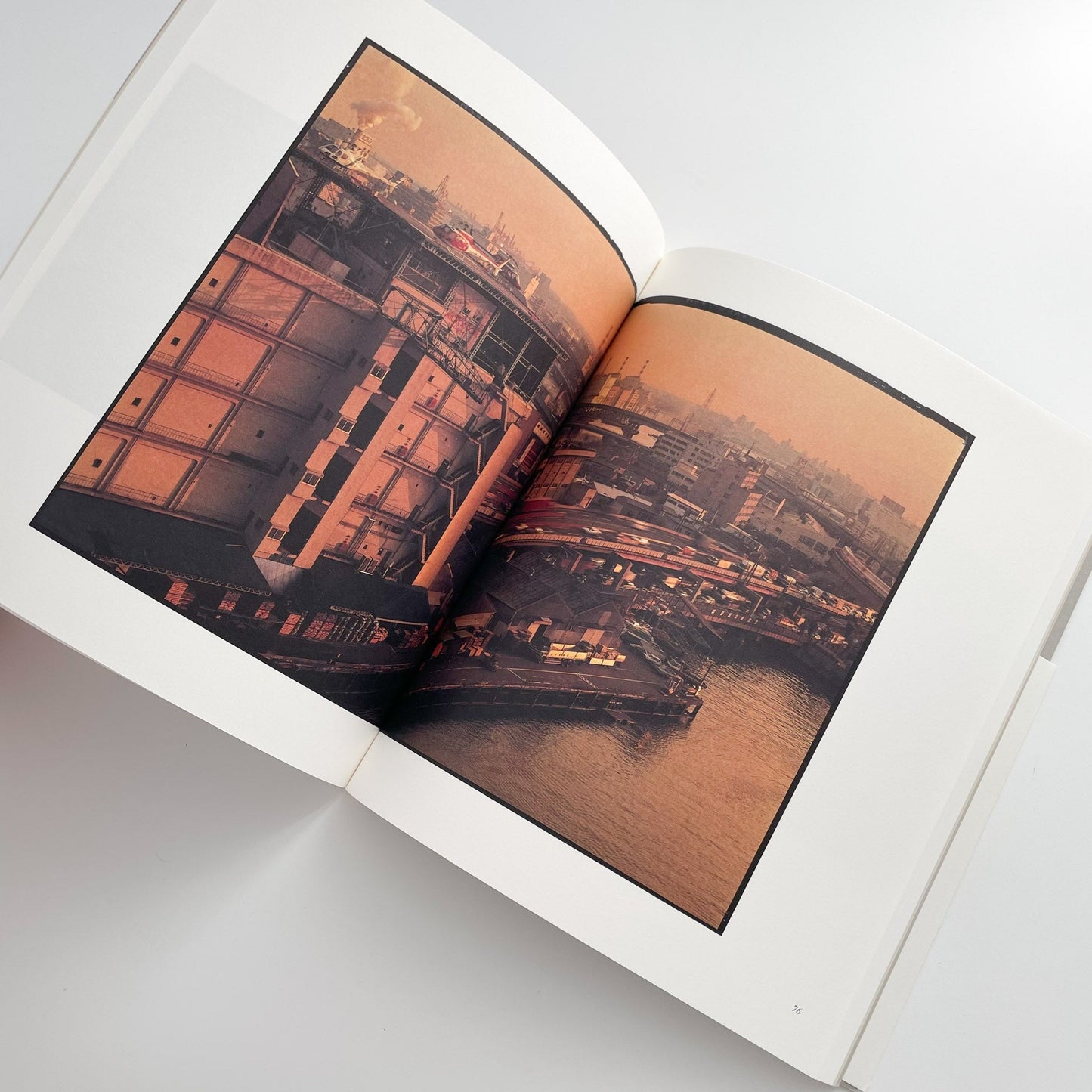 田村彰英　夢の光 - Light of Dreams 日本カメラ社