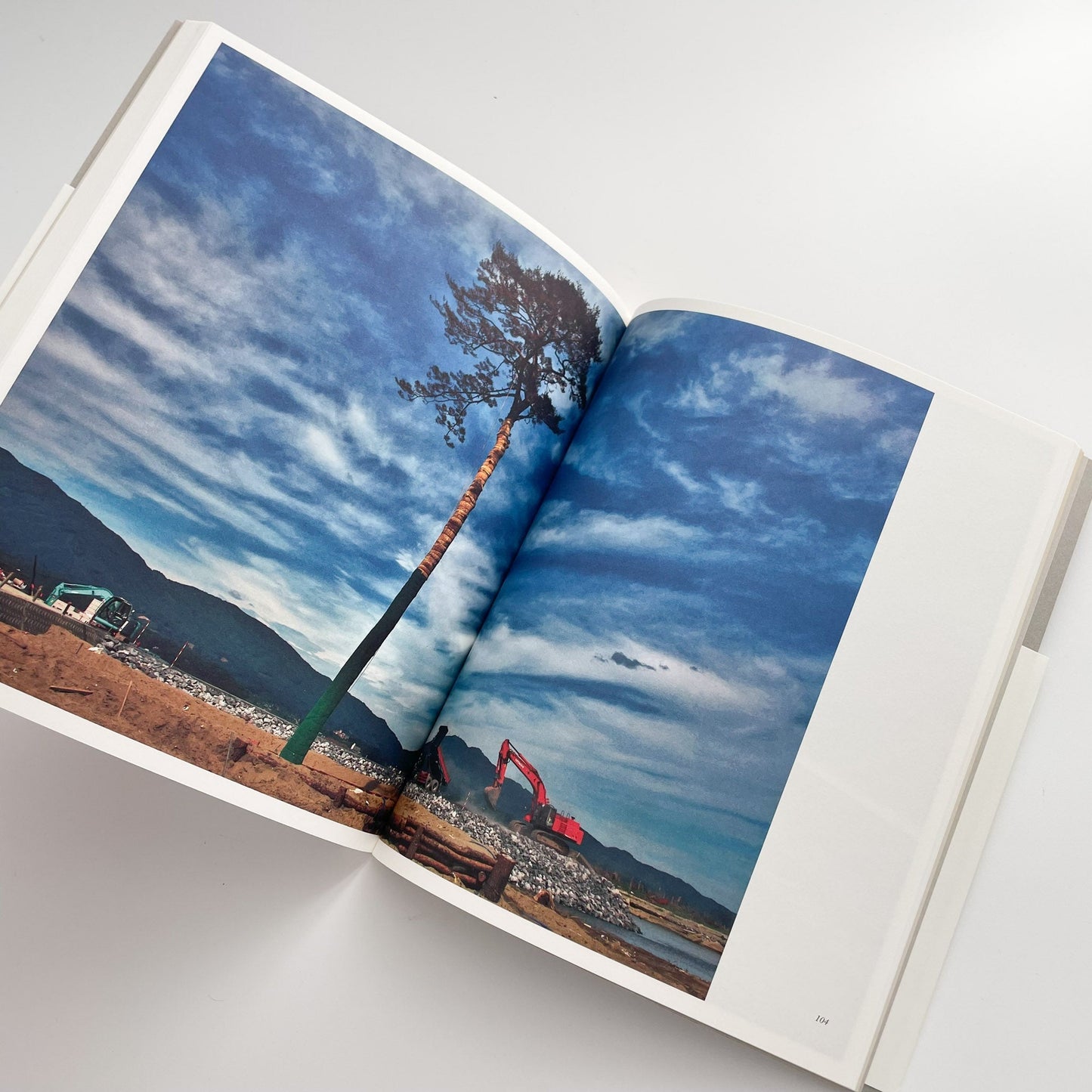 田村彰英　夢の光 - Light of Dreams 日本カメラ社