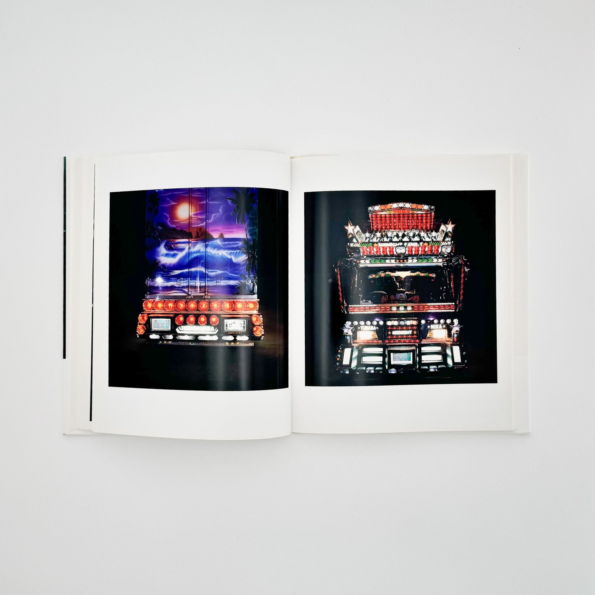 田附勝　DECOTORA リトルモア