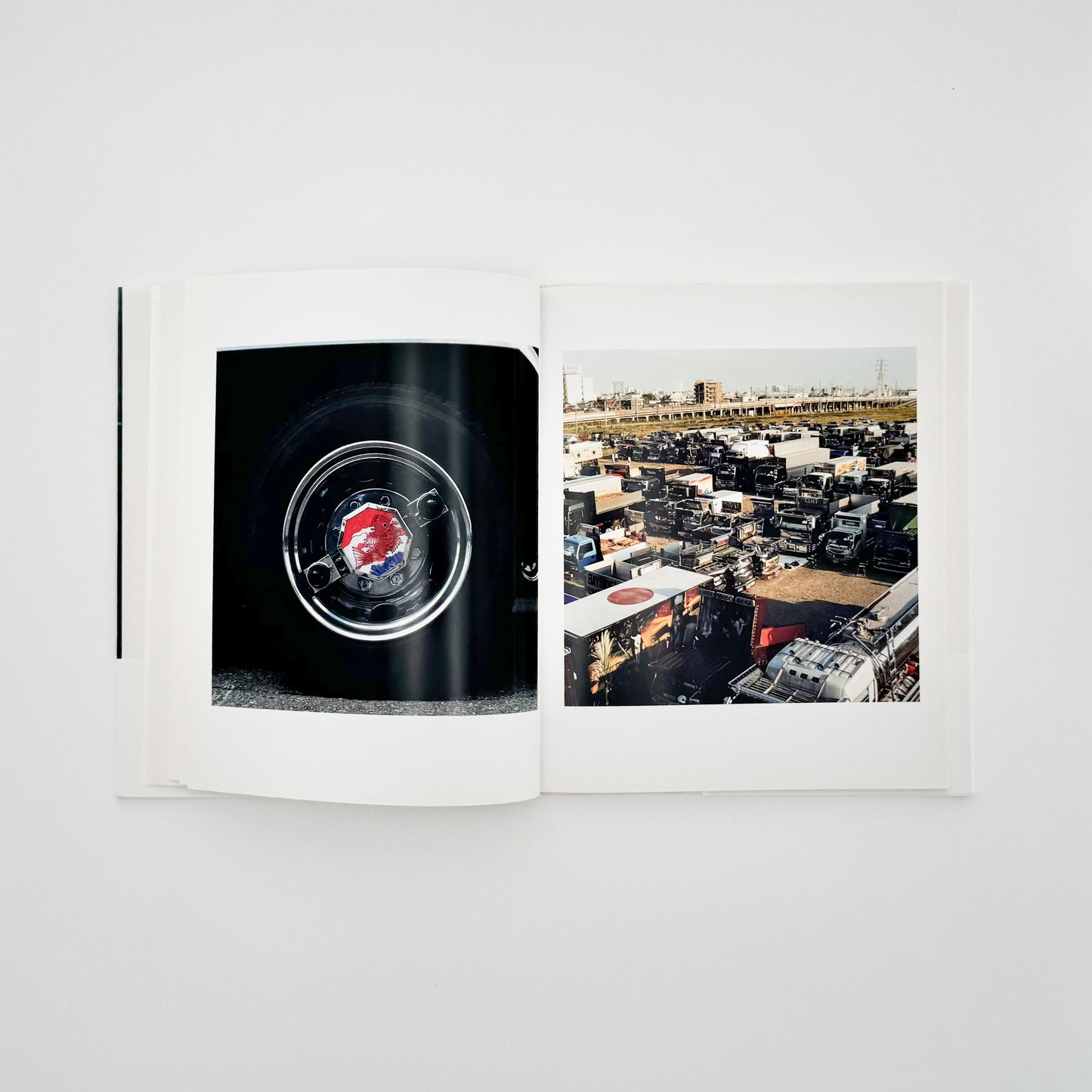 田附勝　DECOTORA リトルモア