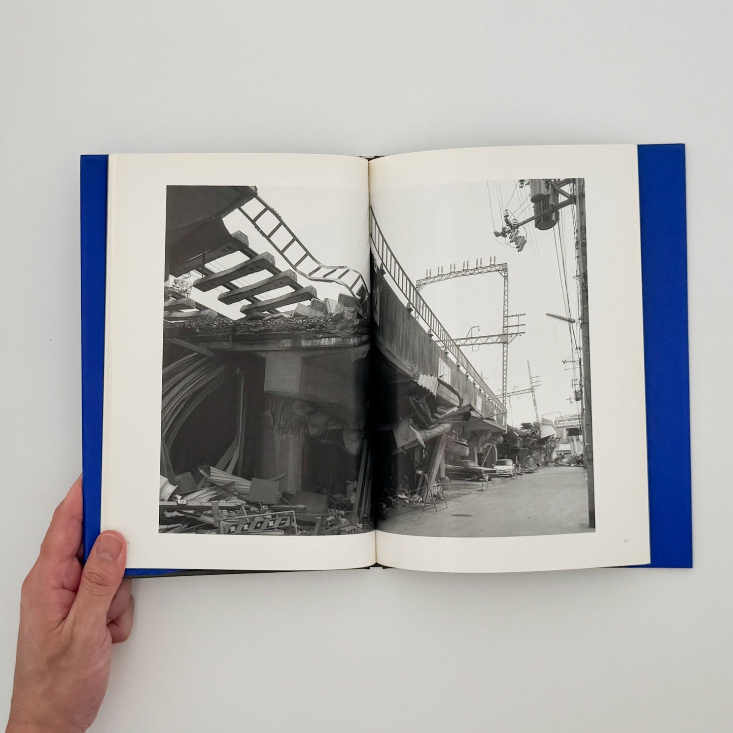 宮本隆司　KOBE 1995 After the Earthquake 文福