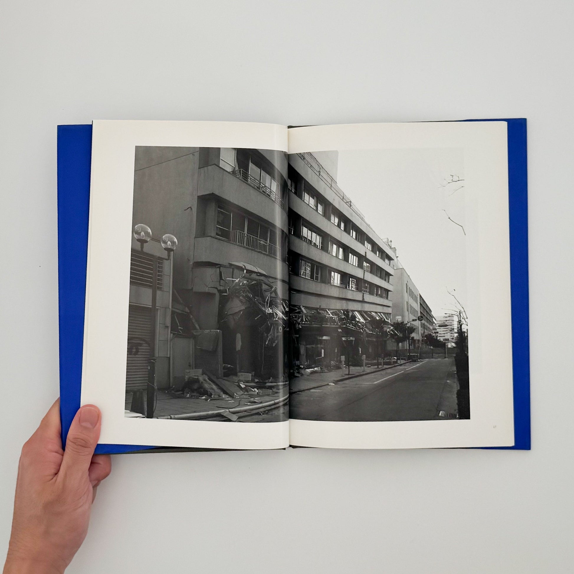 宮本隆司　KOBE 1995 After the Earthquake 文福