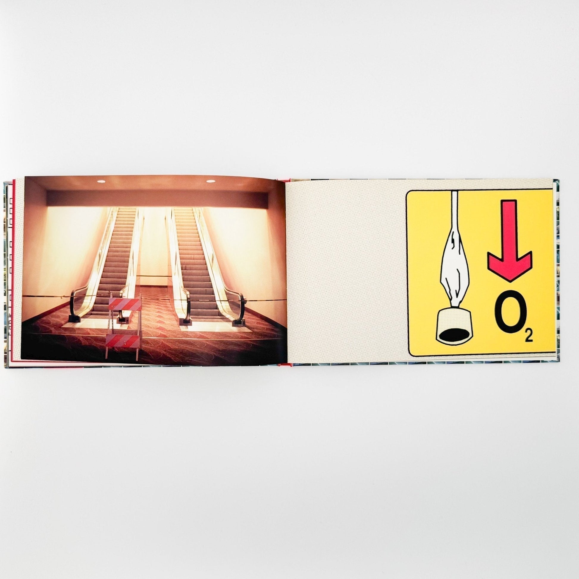 （英文）マルコ・ブランビヤ　トランジット　Marco Brambilla Transit - Booth - Clibborn Editions - 文福
