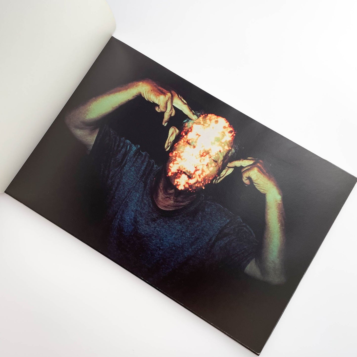 志賀理江子　カナリア　Canary 赤々舎